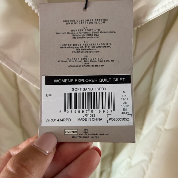 HUNTER Explorer Quilt Gilet Puffer Soft Sand Women’s Vest size Medium - Picture 7 of 7